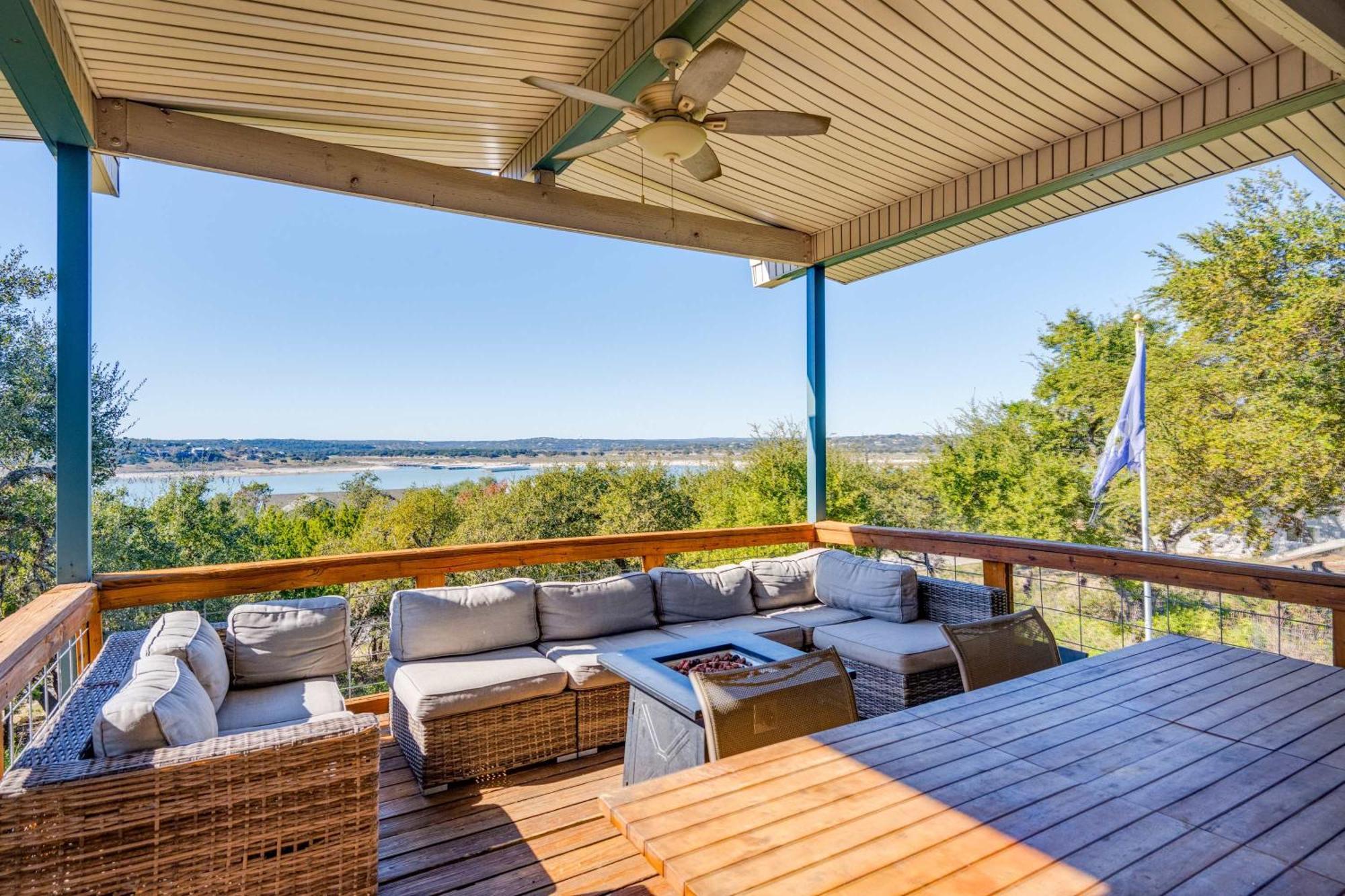 Sunset Ridge 2King Beds Lake Hot Tub Pool Canyon Lake Exterior photo